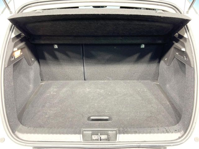 ���g�����N���[��:����L������e�X�y�[�X!���ꂾ���̍L��������΂��������⃌�W���[�Ȃǂɂ��œK�ł�!�g�p�������Ȃ����ꂢ�ȏ�Ԃ��ێ����Ă���܂��B