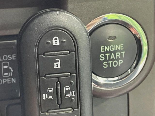 �y�L�[�t���[�V�X�e���z�J�o����|�P�b�g�ɓ��ꂽ�܂܂ł��h�A�̎{���E�������\�ȃX�}�[�g�L�[�𑕔��B�G���W���̃I���E�I�t�����J�M�����o���K�v����������Ƃ��Ă��֗��ł���