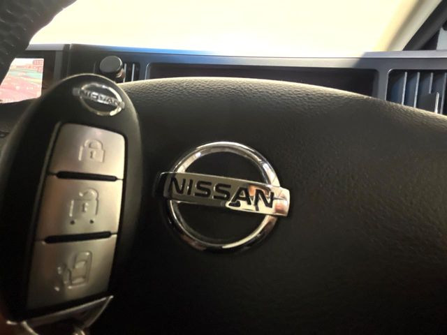 �y�C���e���W�F���g�L�[�z�J�o����|�P�b�g�ɓ��ꂽ�܂܂ł��h�A�̎{���E�������\�ȃX�}�[�g�L�[�𑕔��B�G���W���̃I���E�I�t�����J�M�����o���K�v����������Ƃ��Ă��֗��ł���