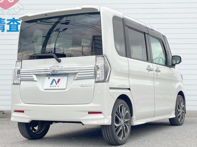 ☆全国のネクステージからお取り寄せが可能※!遠方の店舗に展示してあるクルマが気になる場合も、最寄りの店舗でご覧いただくことが可能です!是非私たちに要望をお聞かせください!※別途費用