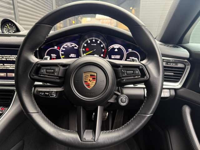 パナメーラ4 E ハイブリッド プラチナエディション PDK 4WD