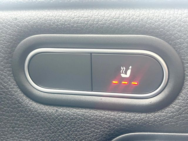 ���t�����g�V�[�g�q�[�e�B���O:�^�]�ȁE����ȋ��ɎO�i�K�Œ��߂��\�ȃV�[�g�q�[�^�[�𑕔����Ă���܂��B�G�߂��킸���K�ɂ��g�p���������܂��B