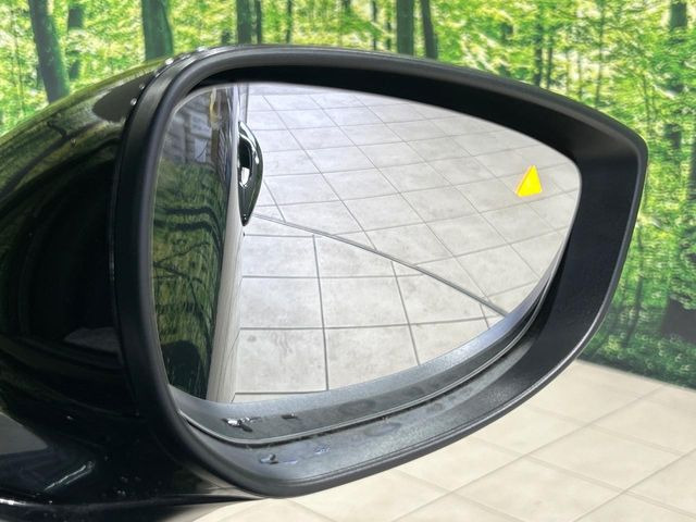 �y�u���C���h�X�|�b�g���j�^�����O�z���s���A�h�A�~���[�̎��p�ɂȂ�₷���ӏ��Ɍ㑱�Ԃ��ڋ߂���ƃT�C�h�~���[�t�߂Ɍx����\���A�h���C�o�[�ɒ��ӊ��N�����Ă���܂��B