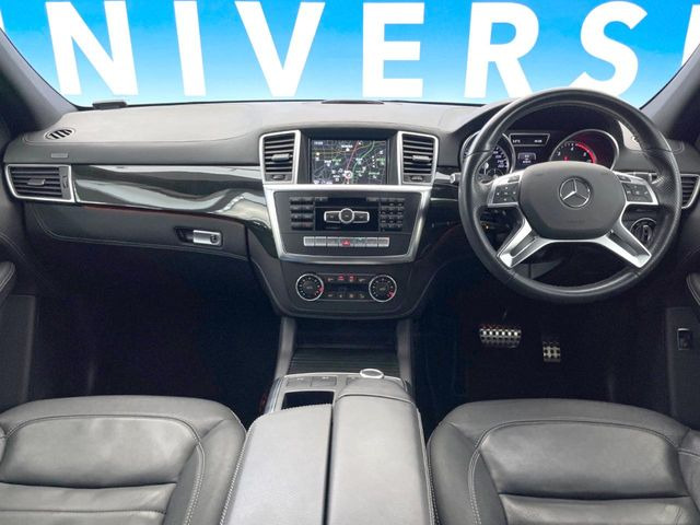 MクラスML350 ブルーテック 4マチック AMGスポーツパッケージ  4WD