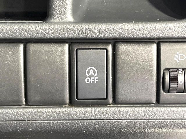 �y�A�C�h�����O�X�g�b�v�z�ԐM����a�؂Œ�Ԃ����ۂɃG���W�����~���A���ʂȔR���̏����}���܂��B�R��������ی�ɂȂ���@�\��G���W���̓u���[�L�𗣂��΍Ďn�����܂��B