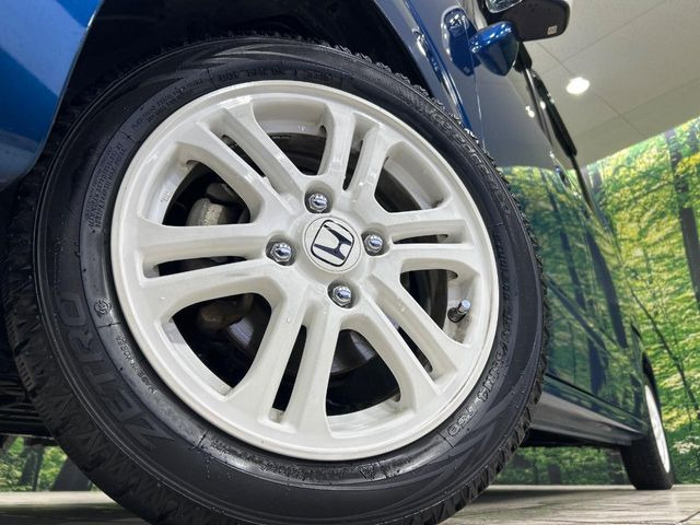 �y����14�C���`�A���~�z�C�[���z�O�ςɃ}�b�`���������A���~�z�C�[���𑕒����Ă���܂��B�e��ЊO�A���~�z�C�[����A�X�^�b�h���X�^�C�����戵�����Ă���܂��B���񂲑��k����������