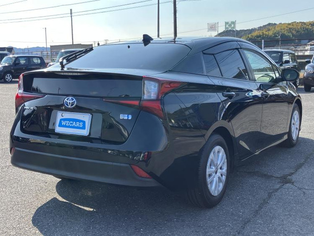 プリウス1.8 S セーフティ プラスII