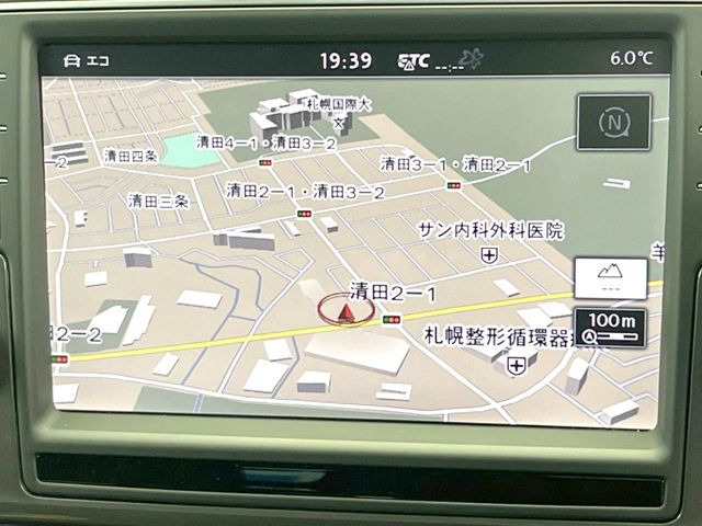 ●純正ナビ:一体感のあるナビは、高級感ある車内を演出してくれます。Bluetooth再生などオーディオ機能も充実しておりますので、運転もより楽しめます♪