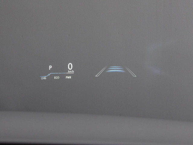 カラーヘッドアップディスプレイ