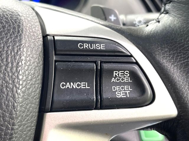 �y�N���[�Y�R���g���[���z�������H�����N���N���s�B�A�N�Z���𗣂��Ă���葬�x�ő��s���ł��A�������^�]���̕��S���y��!�����E�������ȒP�ȃX�C�b�`����Œ����ł��܂��B