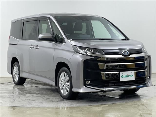 ノア1.8 ハイブリッド S-Z E-Four 4WD