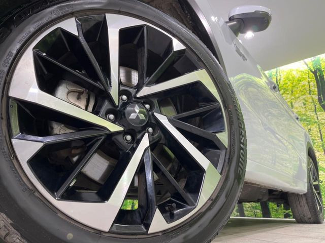 �y����20�C���`�A���~�z�C�[���z�f�U�C�����̍��������A���~�z�C�[���𑕒����Ă���܂��B�e��ЊO�A���~�z�C�[����A�X�^�b�h���X�^�C�����戵�����Ă���܂��B���񂲑��k����������