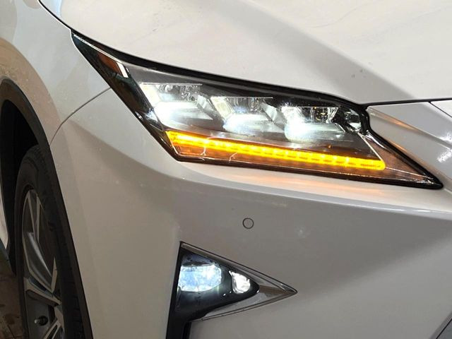 �y�O��LED�w�b�h���C�g�z�X�^�C���b�V���Ȍ����ڂ̎O��LED�w�b�h���C�g�𑕔���X�^�C�������łȂ��A��Ԃ̑��s�����E�ǍD�ň��S���Ă���肢�������܂��B