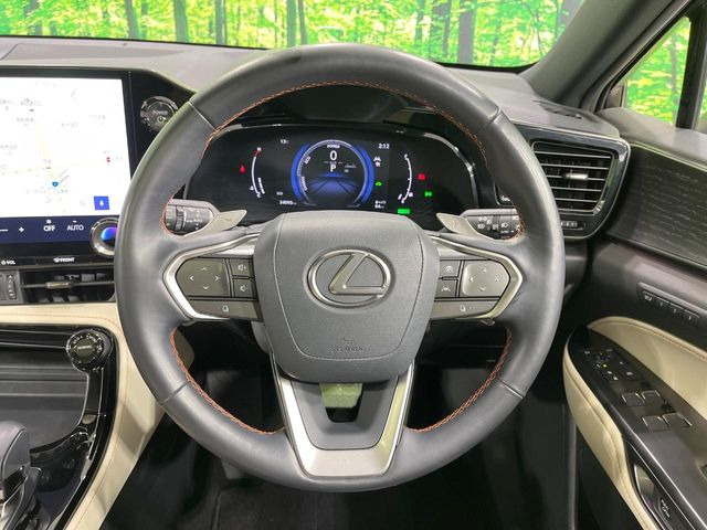 �y�����v�����X�e�A�����O�z�㎿�Ȋv���g�p���邱�ƂŁA��ɂ����������݂ƂĂ��^�]���₷���n���h���ł���