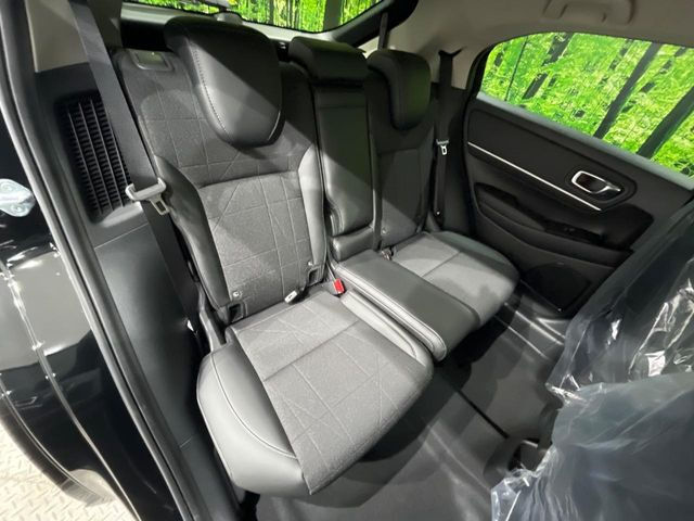 ���i���ȃI���W�i���t���A�}�b�g���I�v�V�����ɂĂ��p�ӂ��Ă���܂��B���D���ȃf�U�C����J���[�����Ԃɍ��킹�đI��ł����������Ƃ��ł��܂���