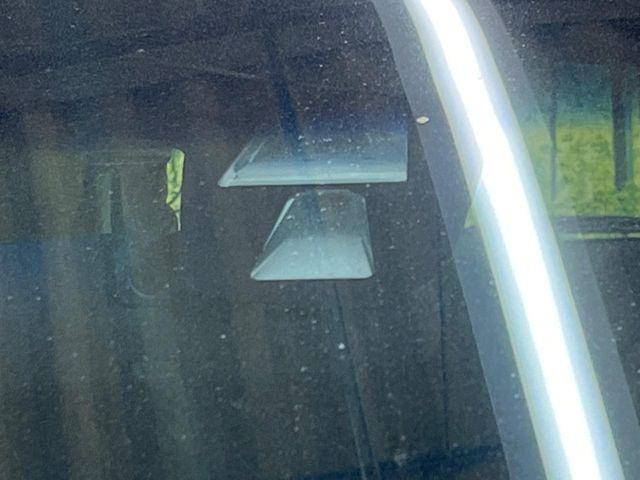 �y�V�e�B�u���[�L�A�N�e�B�u�V�X�e���z�ᑬ���s���ɑO���̎ԗ�����F�����A�Փ˂������Ȏ��͌x��ƃu���[�L�ŏՓˉ���Ɣ�Q�y�����A�V�X�g�B�����S�Ƀh���C�u�����y���݂��������܂��B