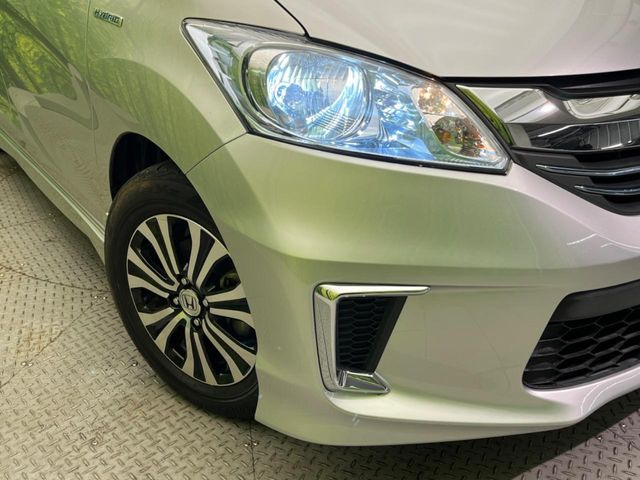 �yLED�w�b�h���C�g�z���V����ԑ��s�����ǍD�Ȏ��E���m�ۂ����S���ĉ^�]�ł��鍂�P�xLED�w�b�h���C�g�𑕔�!�_�����x�������A����d�͂��}�����Ă��܂��B