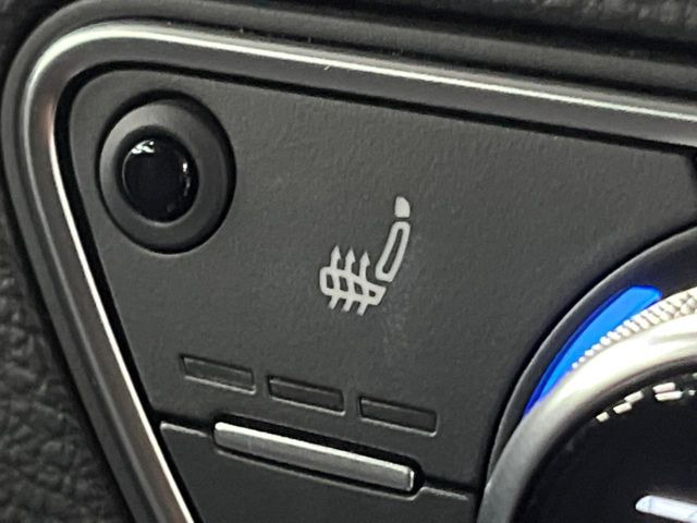 ���t�����g�V�[�g�q�[�e�B���O:�^�]�ȁE����ȋ��ɎO�i�K�Œ��߂��\�ȃV�[�g�q�[�^�[�𑕔����Ă���܂��B�G�߂��킸���K�ɂ��g�p���������܂��B