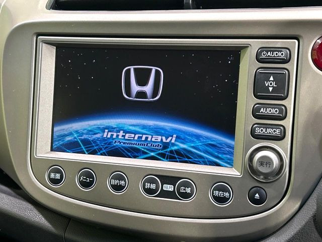 �y���[�J�[�����i�r�z�C���e���A�ɗn�����ރX�^�C���b�V���ȁu��p�݌v�v���[�J�[�i�r�𑕔��􎋔F���⑀�쐫�ȂǊ�{���\�ɂ��D��A���㎿�ȃJ�[���C�t�����y���݂��������܂��B