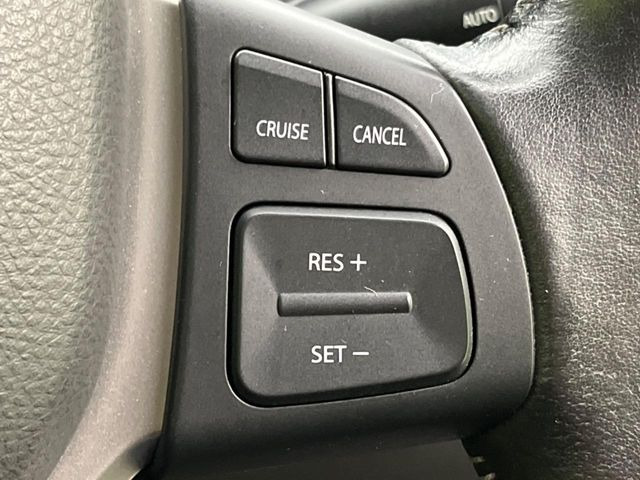 【アダプティブクルーズコントロール】高速道路での長距離走行が楽に!!自動で速度を保つクルーズコントロールが、衝突軽減システムと連携し、前方の車両を感知して車間を保つように速度調節してくれます!!