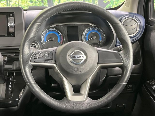 �y�����v�����X�e�A�����O�z�㎿�Ȋv���g�p���邱�ƂŁA��ɂ����������݂ƂĂ��^�]���₷���n���h���ł���