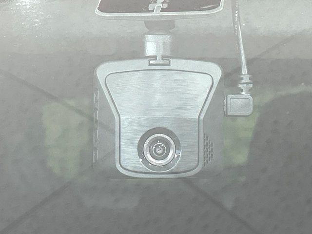 �y�h���C�u���R�[�_�[�z���S�E���S�ȃJ�[���C�t�ɕK�{�̃h���C�u���R�[�_�[�𑕔�!���s���͂������A������^�]�⎖�̂ɑ��������ۂ̏󋵂��f���ŋL�^���A����̃��X�N�ɔ����܂��B