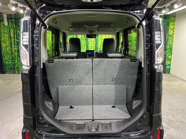 ���i�̂���������ʋ΁A���}���ɏ\���ȉ׎��X�y�[�X���m�ۂ��Ă���܂��B�Z�J���h�V�[�g��|���ƁA�傫�ȉו��̐ύڂ��\�ł���