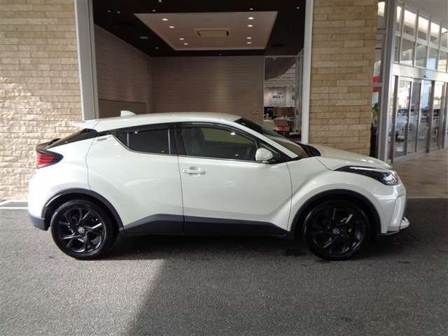 C-HRハイブリッド 1.8 G モード ネロ セーフティ プラスII