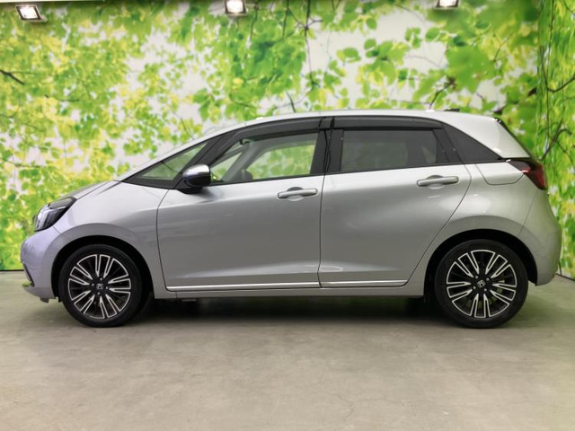 フィット1.3 リュクス