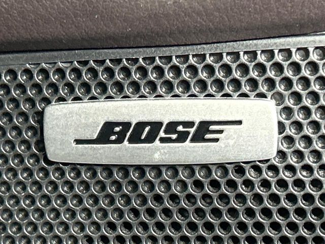 �yBOSE�T�E���h�V�X�e���z���[�J�[�I�v�V�����̍��i�ʃT�E���h�V�X�e���𓋍ځB��p�̃`���[�j���O���{���ꂽ�召�l�X�ȃX�s�[�J�[����ǎ��ȃT�E���h���t�ł��A�Տꊴ���ӂ�鉹����Ԃ����o���܂��B