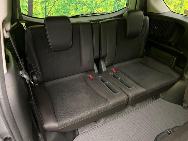 3��ڃV�[�g�͂�������ԗǍD����l�ł��������ƍ����Ē����܂��̂ŁA��l���ł̂��o���������N���N�ł��􂲉Ƒ��ŁA�C�̒m�ꂽ���ԂŁA�h���C�u�ɍs���̂��y���݂ł��ˁ�