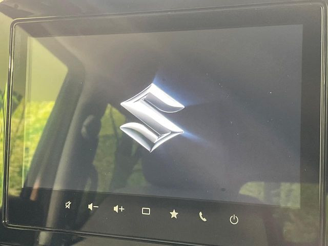 �y���[�J�[�����i�r�z�C���e���A�ɗn�����ރX�^�C���b�V���ȁu��p�݌v�v���[�J�[�i�r�𑕔��􎋔F���⑀�쐫�ȂǊ�{���\�ɂ��D��A���㎿�ȃJ�[���C�t�����y���݂��������܂��B