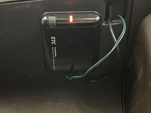 【ETC】高速道路の料金所をストレスなく通過!話題のスポットやサービスエリアに多い「スマートIC」利用時は必須のアイテムです。当店でセットアップを実施、ご納車当日からすぐにご利用いただけます!