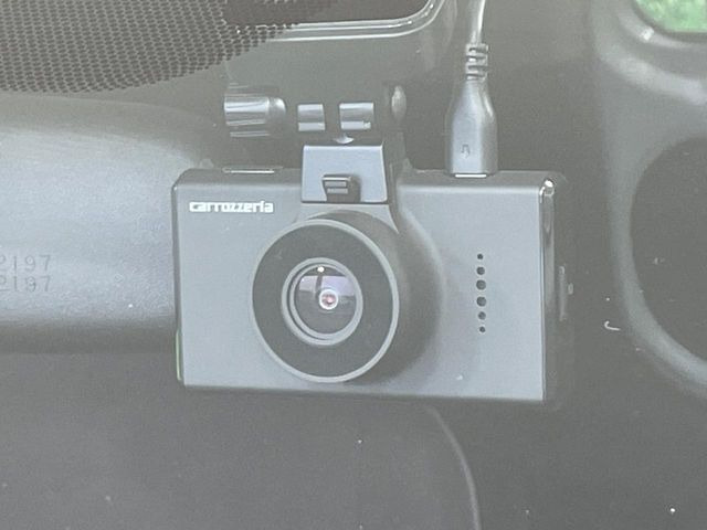 �y�h���C�u���R�[�_�[�z�h���C�u���R�[�_�[����!���s���͂������A������^�]�⎖�̂ɑ��������ہA�f���ŋL�^���A����̃��X�N�ɔ����܂��B���L�^�pSD�J�[�h�͂��q�l�����g�ł��������������K�v������܂��B