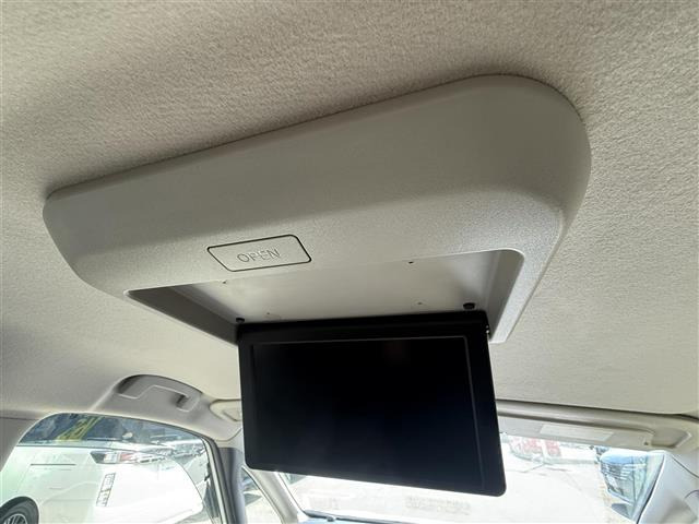 セレナ1.4 e-POWER ハイウェイスターV