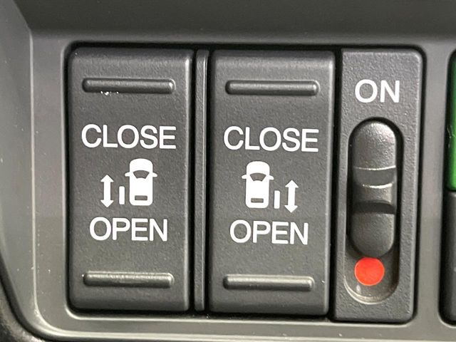 �y�����p���[�X���C�h�h�A�z�X�}�[�g�L�[��^�]�Ȃ̃X�C�b�`�Ō�ȗ����X���C�h�h�A�̊J���\���d��������͂����ăh�A���J����K�v�������A�����Ȃ��q�l�ł��ȒP�ɊJ���߂ł����K�ł���