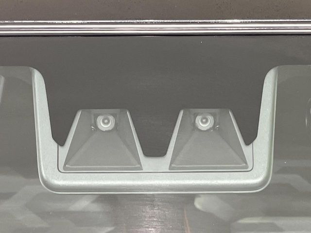 �y�X�}�[�g�A�V�X�g�z���s���ɑO���̎ԗ�����F�����A�Փ˂������Ȏ��͌x��ƃu���[�L�ŏՓˉ���Ɣ�Q�y�����A�V�X�g�B�����S�Ƀh���C�u�����y���݂��������܂��B