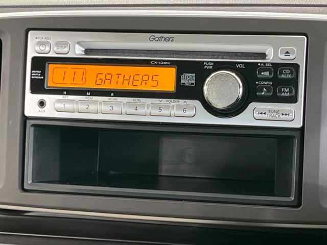 お好きな音楽を車内でお楽しみいただけます♪スピーカー交換・ウーハー追加などの音質向上や、最新ナビ・後席モニター等の取り付けも是非ご相談ください!