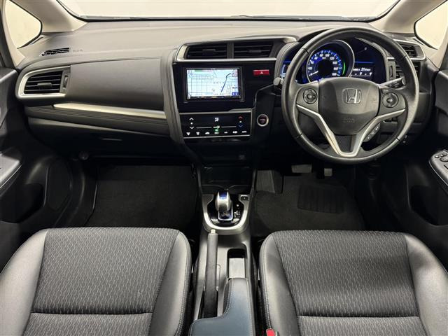 フィット1.5 ハイブリッド Lパッケージ