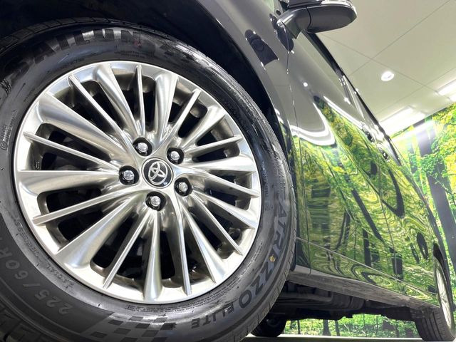 �y����17�C���`�A���~�z�C�[���z�O�ςɃ}�b�`���������A���~�z�C�[���𑕒����Ă���܂��B�e��ЊO�A���~�z�C�[����A�X�^�b�h���X�^�C�����戵�����Ă���܂��B���񂲑��k����������