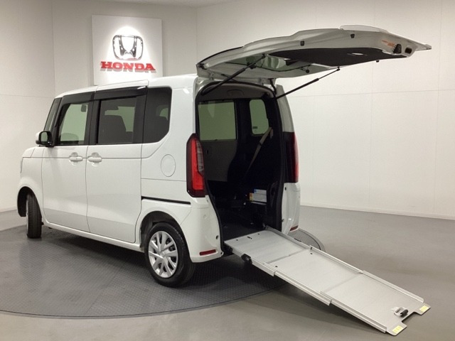 N-BOXスロープ 4WD