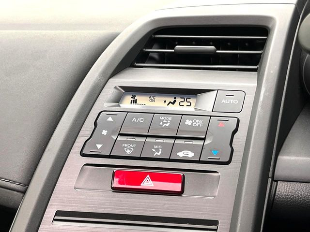 �y�I�[�g�G�A�R���z��x���D�݂̉��x�ɐݒ肷��΁A�ԓ��̉��x�����m�����ʂ≷�x�������Œ����B����&hellip;����&hellip;�Ɖ��x���X�C�b�`���������K�v�͂���܂���B���K�Ȏԓ���Ԃɂ͕K�{�̋@�\�ł��ˁ�