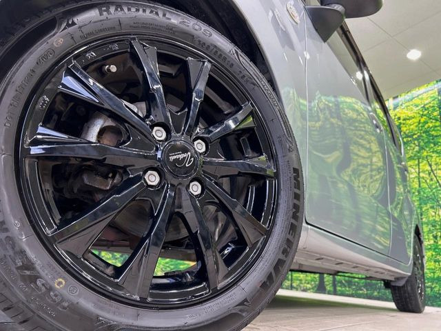 �y15�C���`�A���~�z�C�[���z�O�ςɃ}�b�`�����A���~�z�C�[���𑕒����Ă���܂��B�e��A���~�z�C�[����A�X�^�b�h���X�^�C�����戵�����Ă���܂��B���񂲑��k����������