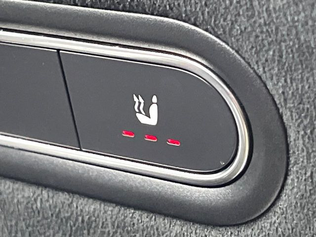 ���t�����g�V�[�g�q�[�e�B���O:�^�]�ȁE����ȋ��ɎO�i�K�Œ��߂��\�ȃV�[�g�q�[�^�[�𑕔����Ă���܂��B�G�߂��킸���K�ɂ��g�p���������܂��B