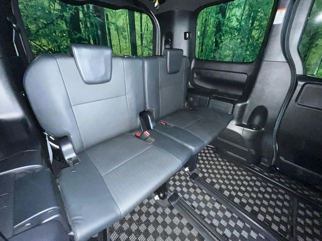 3��ڃV�[�g�͂�������ԗǍD����l�ł��������ƍ����Ē����܂��̂ŁA��l���ł̂��o���������N���N�ł��􂲉Ƒ��ŁA�C�̒m�ꂽ���ԂŁA�h���C�u�ɍs���̂��y���݂ł��ˁ�