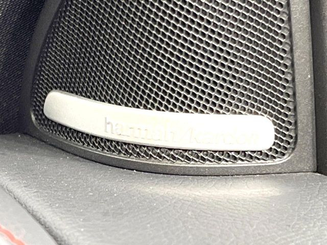 ●harman/kardonサウンドシステム:オーディオ専門メーカーが手掛けるプレミアムスピーカーを装備。多数のスピーカーから、音の粒立ちまで分かる高品質な音楽をお楽しみいただけます。