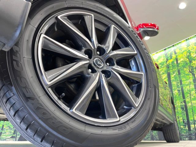 �y����19�C���`�A���~�z�C�[���z�O�ςɃ}�b�`���������A���~�z�C�[���𑕒����Ă���܂��B�e��ЊO�A���~�z�C�[����A�X�^�b�h���X�^�C�����戵�����Ă���܂��B���񂲑��k����������