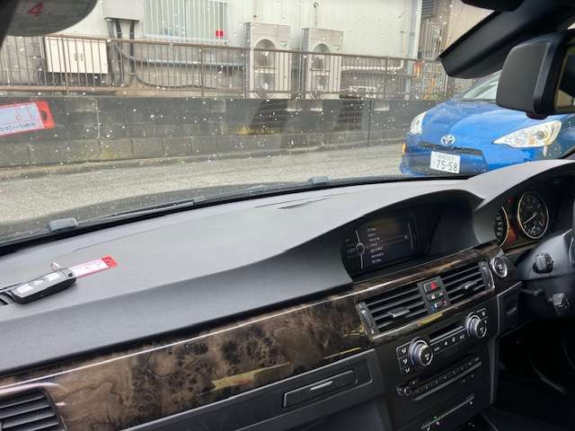 ダッシュボード廻りも綺麗です!!