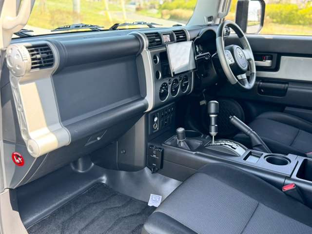 ���X�ł͂��_�񒸂��܂������q�l�Ƀh���C�u���R�[�_�[��K���X�R�[�e�B���O�{�H�ȂǁA���l�i��}���Ă��񋟂����Ē����Ă���܂��B�ڍׂ̓X�^�b�t�܂ł��C�y�ɂ��₢���킹���������܂��B