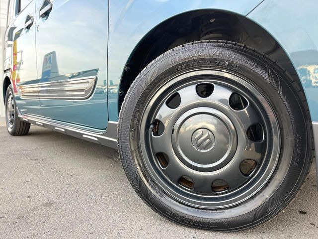 �y�����A���~�z�C�[���z�O�ςɃ}�b�`���������A���~�z�C�[���𑕒����Ă���܂��B�e��ЊO�A���~�z�C�[����A�X�^�b�h���X�^�C�����戵�����Ă���܂��B���񂲑��k����������